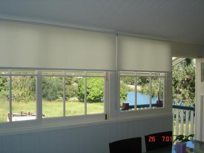 View Photo: Light Filtering Roller Blinds