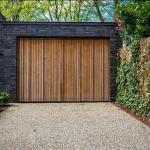 How To Choose the Right B&D Garage Door for Your Home