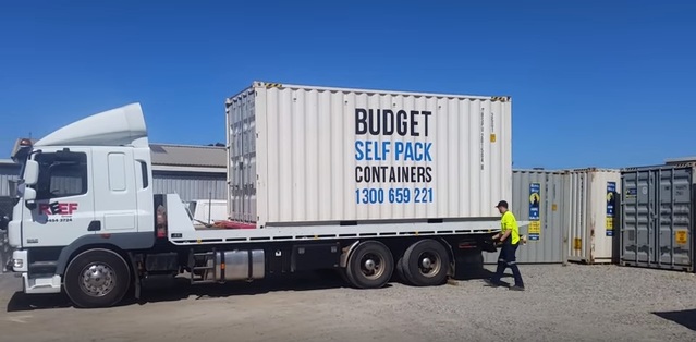 Moving container for self pack removals