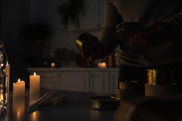 Steps to Prioritise Personal Safety and Home Protection During a Power Outage