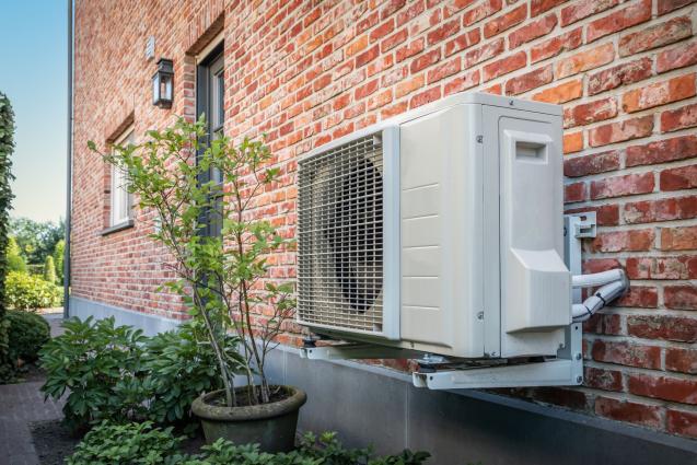 Read Article: Cool Comfort, Smart Choices: Energy-Efficient AC Guide