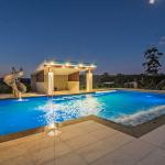 Concrete vs Fibreglass Pools: Things You Need to Consider