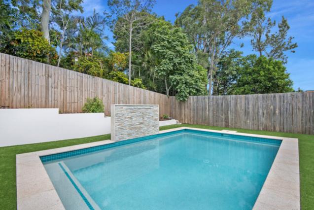 Plunge Pools: Uses, Benefits & Factors to Consider When Building One