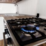 Should I Get a Gas or Electric Stove?