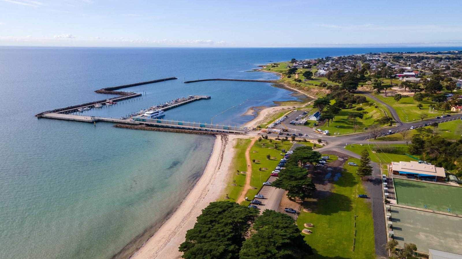 Gutter Cleaners Drone gets an outlook over Port Arlington