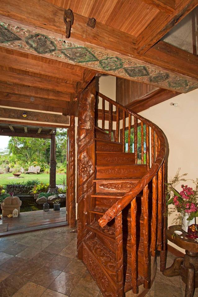 View Photo: Charming staircase 