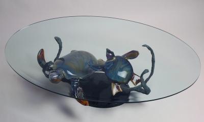 Glass table wth Calcedonio turtles