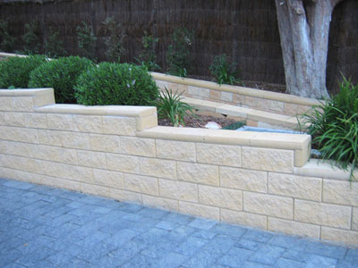 Retaining Walls – Practical and Aesthetically Pleasing