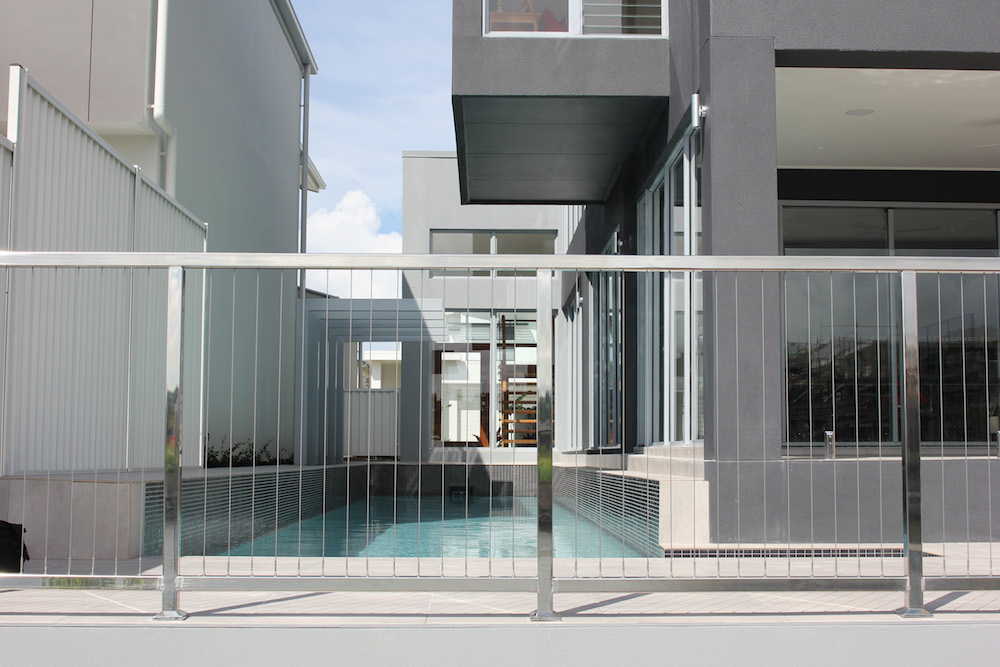 View Photo: 1.2m high vertical wire balustrade