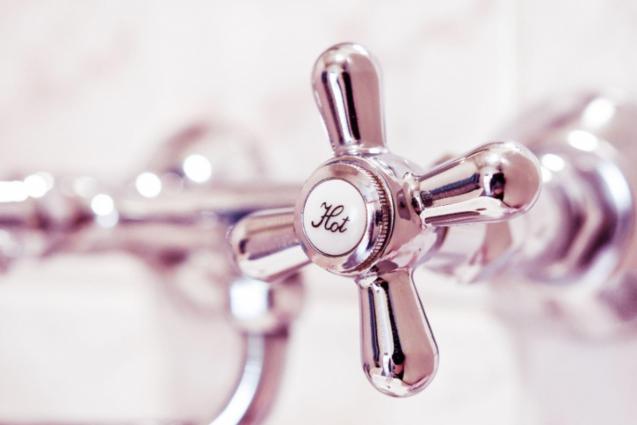 Adelaide Plumber Explains the Ins & Outs of Continuous Flow Hot Water Systems