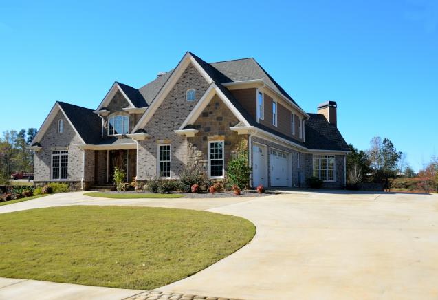 Tips On Choosing The Most Suitable Driveway For Your Home