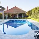 View Photo: Haberfield family entertainer
